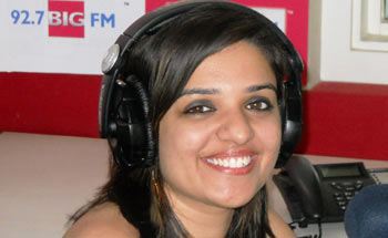 RJ Vidhi Maheshwari has been associated with the radio industry for the past four years. she joined 92.7 Big FM in May 2010 and since then she has been ... - 0b76dfb14deae79c05091a80b624d196