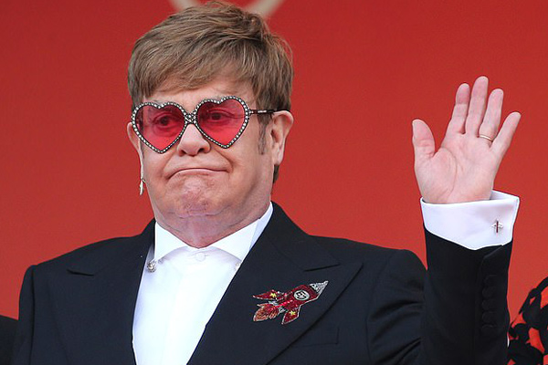 Elton John Slams Gay Scenes Censorship In Russia