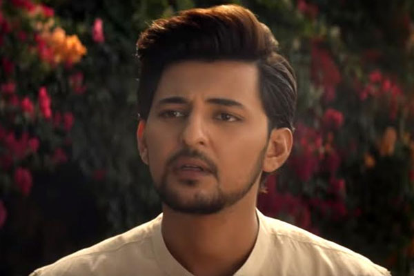 Uff Maar Dala Obsessed with Darshan Ravals New Hairstyle take cues   IWMBuzz