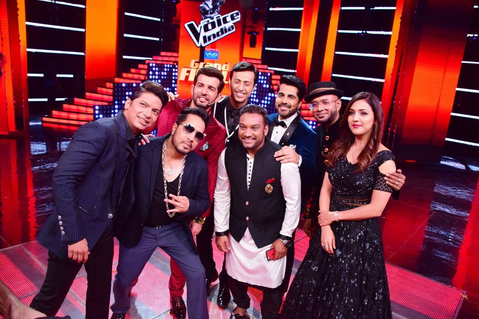 Shaan, Jay Bhanushali, Mika Singh, Salim Merchant, Master Saleem, Gunjan Utreja, Benny Dayal and Neeti Mohan on the Grand Finale of &TV's The Voice India Season 2