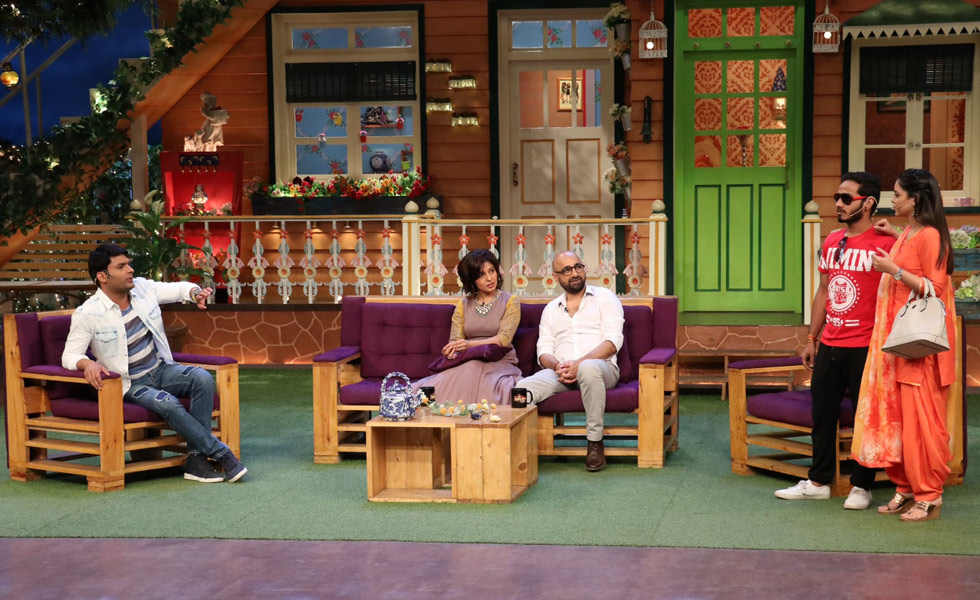kapil with Sunidhi's father on the kapil sharma show