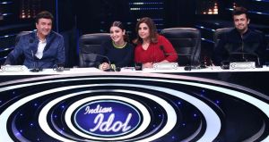 Anu Malik, Anushka Sharma, Farah Khan & Sonu Nigam on Indian Idol 9