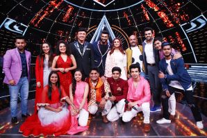 Parineeti Chopra and Arjun Kapoor with Indian Idol 10 team